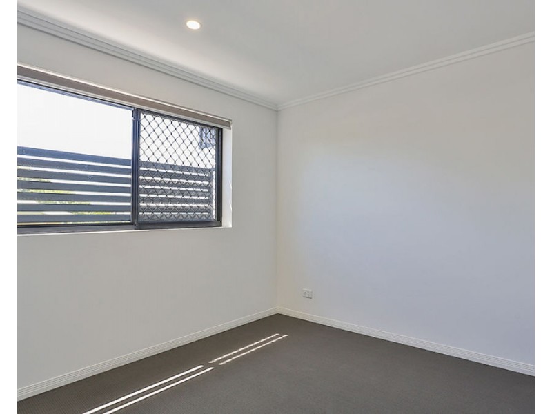 8/11 Collins Street, Nundah QLD 4012