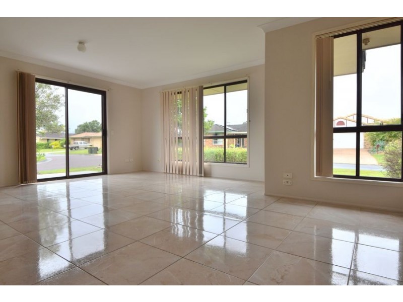 12 Canterbury Street, Bracken Ridge QLD 4017