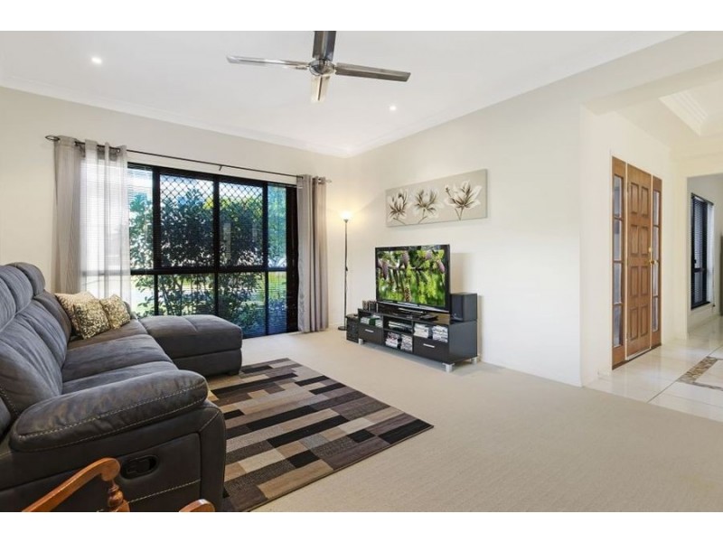 8 Parry Street, North Lakes QLD 4509
