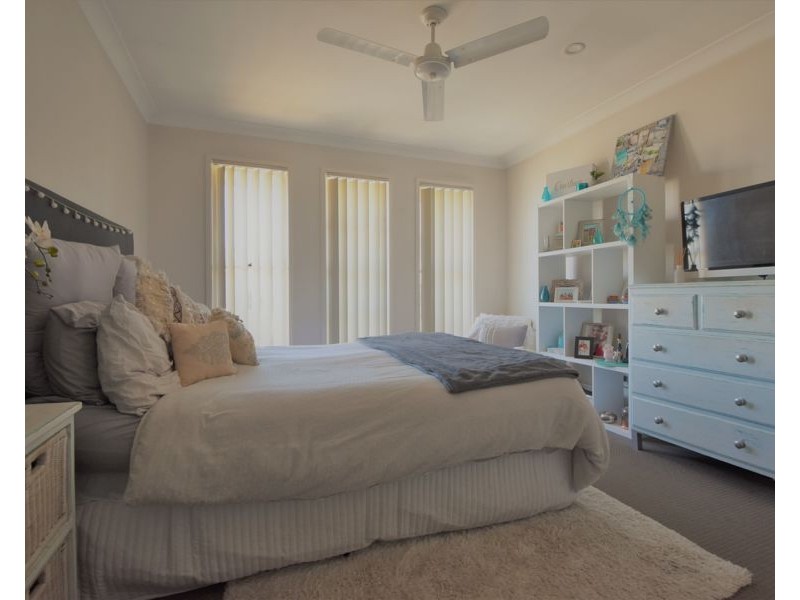 71 Tasman Blvd, Fitzgibbon QLD 4018