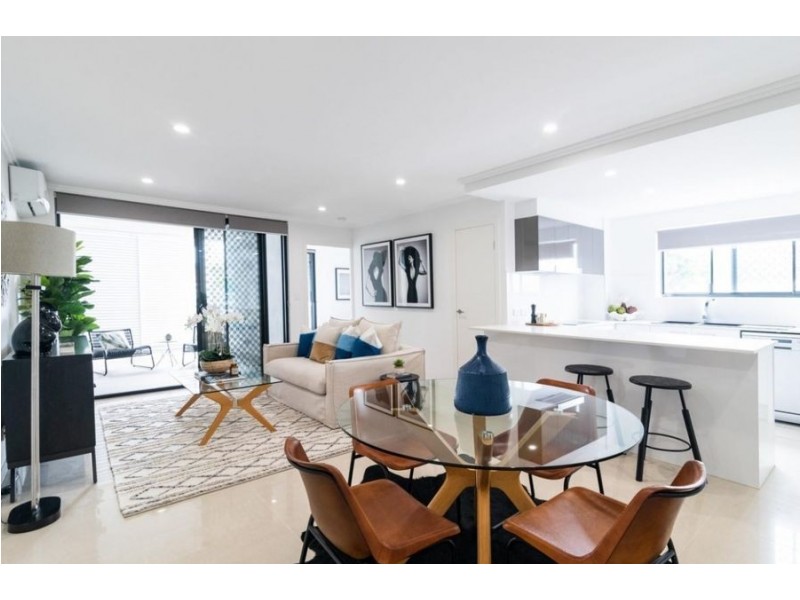 8/11 Collins Street, Nundah QLD 4012