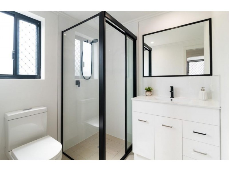 8/11 Collins Street, Nundah QLD 4012