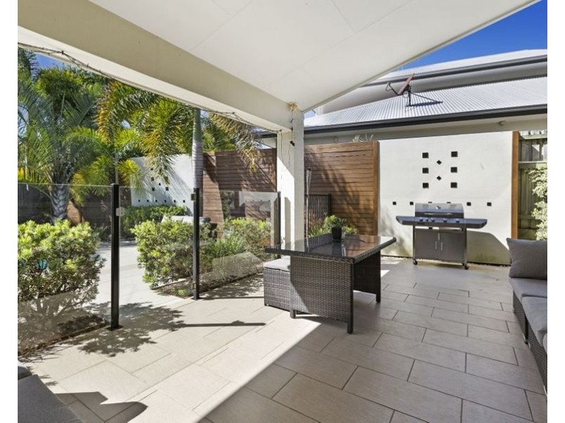 8 Parry Street, North Lakes QLD 4509