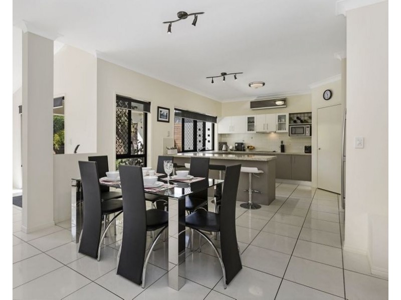 8 Parry Street, North Lakes QLD 4509