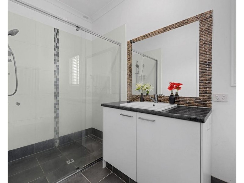 10 Melia Court, Eatons Hill QLD 4037