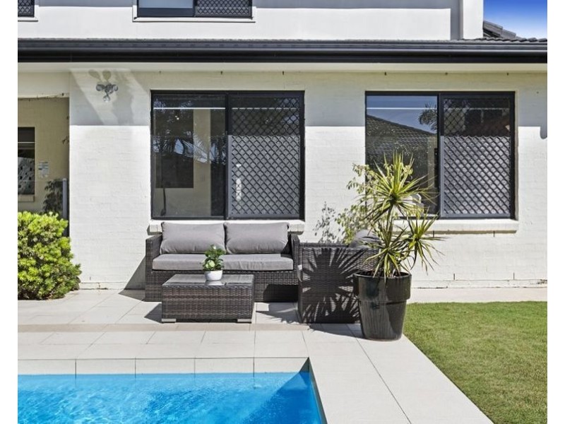 8 Parry Street, North Lakes QLD 4509