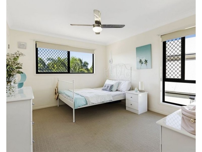 8 Parry Street, North Lakes QLD 4509
