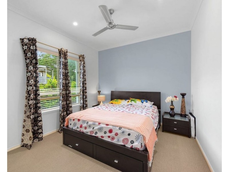 10 Melia Court, Eatons Hill QLD 4037