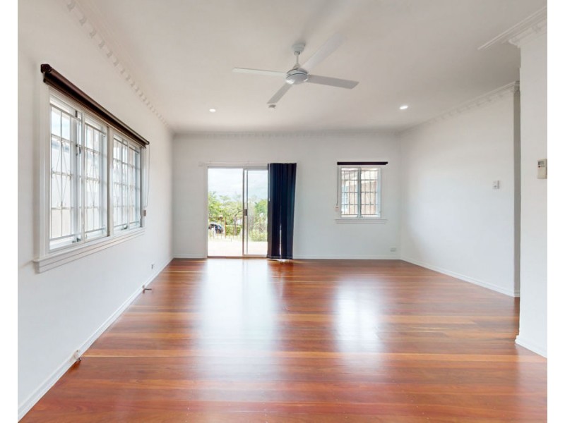 23 Hubbard St, Wavell Heights QLD 4012