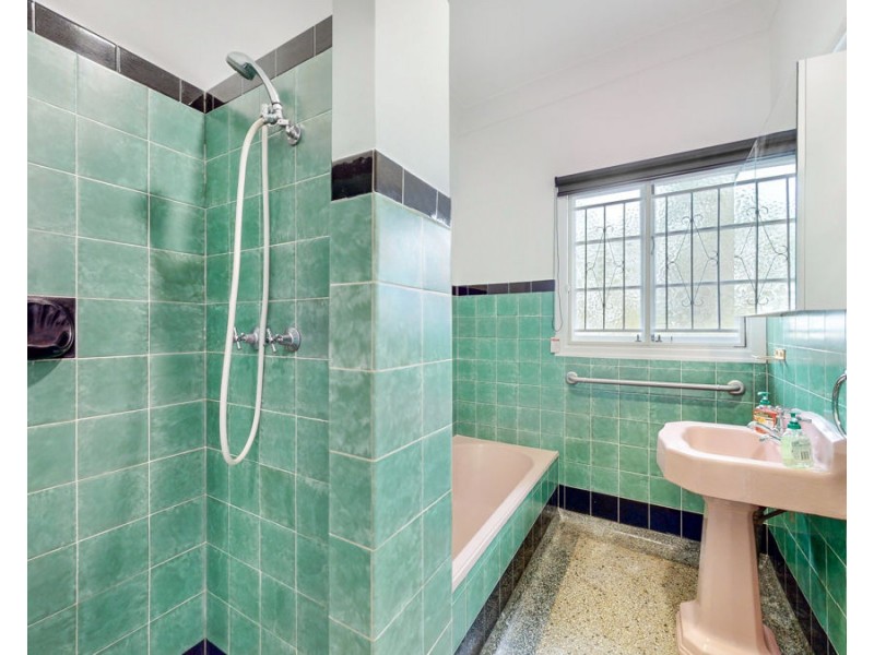 23 Hubbard St, Wavell Heights QLD 4012