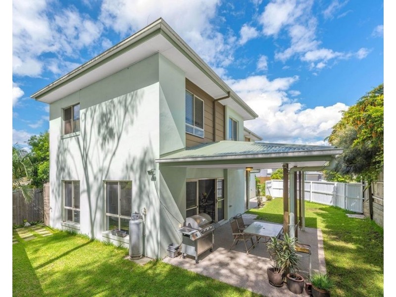 10 Melia Court, Eatons Hill QLD 4037