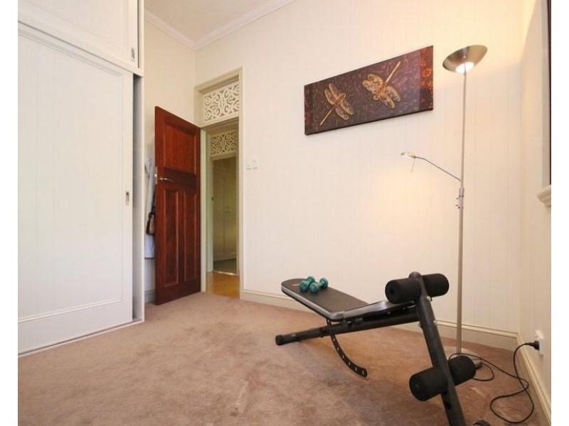 26 Oxford Place, Shorncliffe QLD 4017