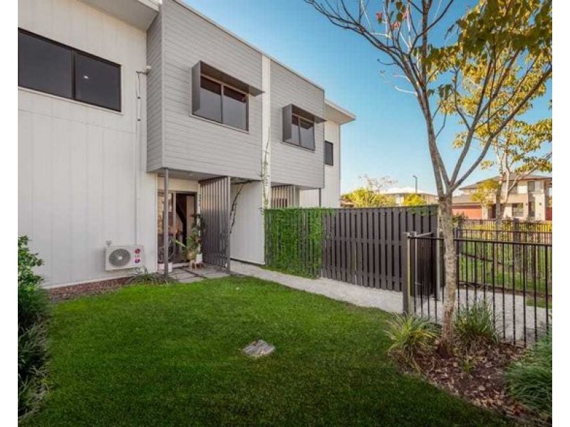 20/18 Foreshore Street,, Coomera QLD 4209