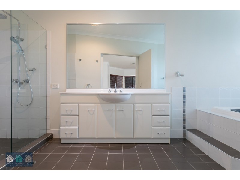 35 Podinga Circuit, Ormeau QLD 4208