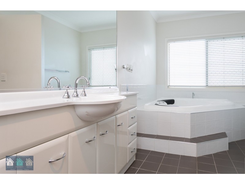 35 Podinga Circuit, Ormeau QLD 4208