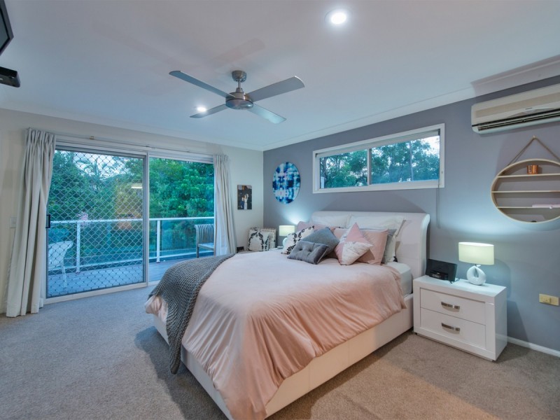 1 Carinya Court, Pimpama QLD 4209