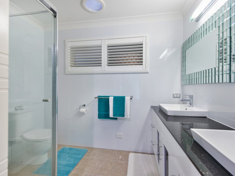 1 Carinya Court, Pimpama QLD 4209