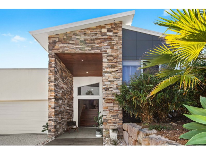 17 Willie Wagtail Crescent, Upper Coomera QLD 4209