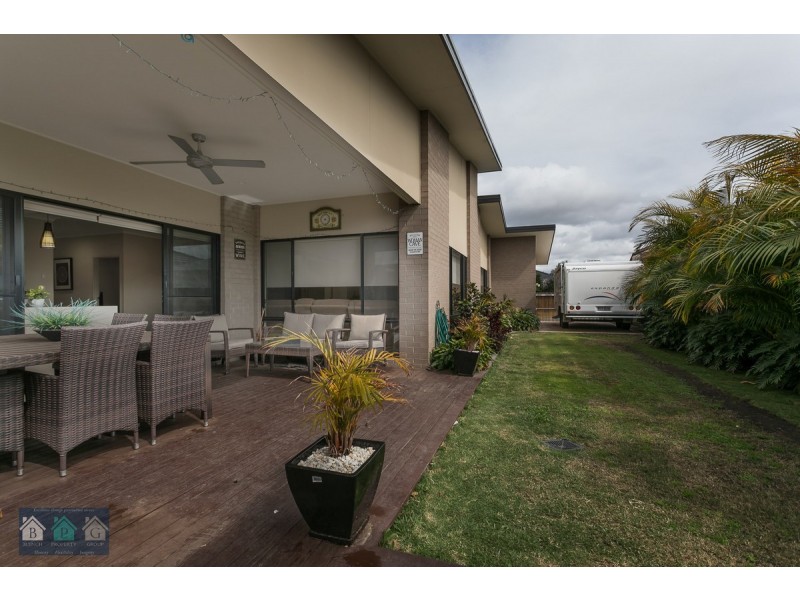 39 Ningaloo Drive, Pimpama QLD 4209