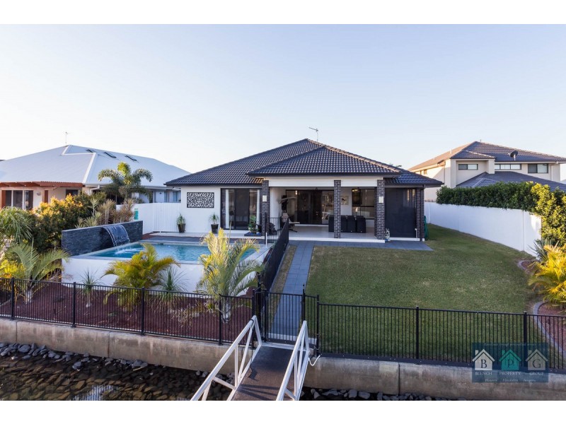 8 Sundown Place, Jacobs Well QLD 4208