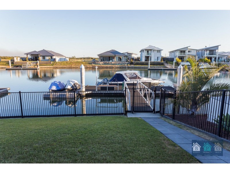 8 Sundown Place, Jacobs Well QLD 4208