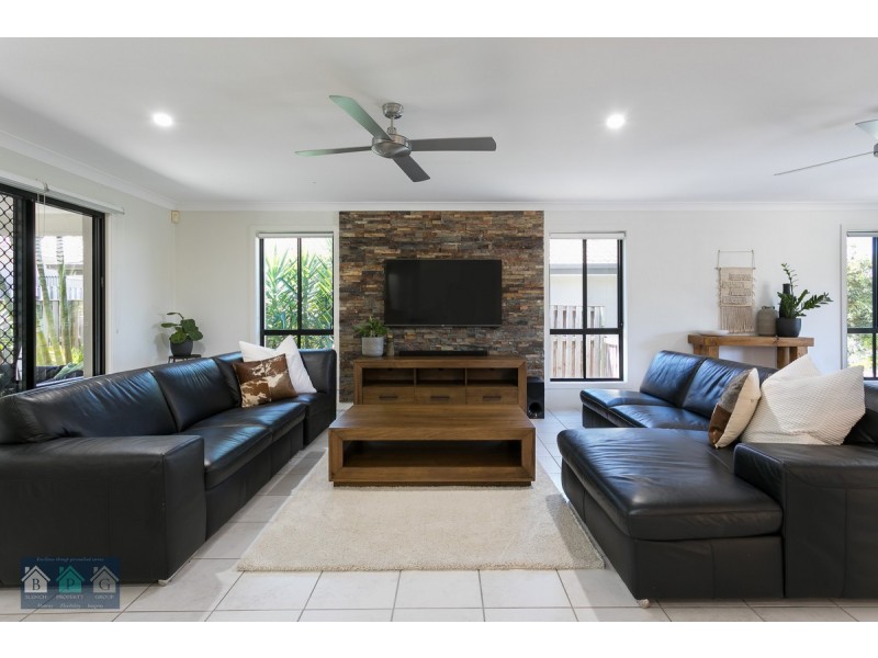 49 Sheffield Circuit, Pacific Pines QLD 4211