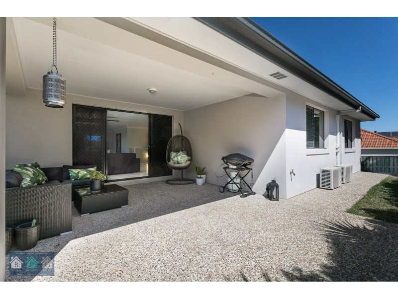 49 Sheffield Circuit, Pacific Pines QLD 4211