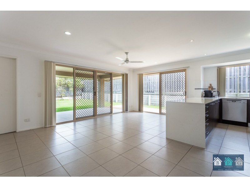 6 Raynuha Court, Ormeau QLD 4208