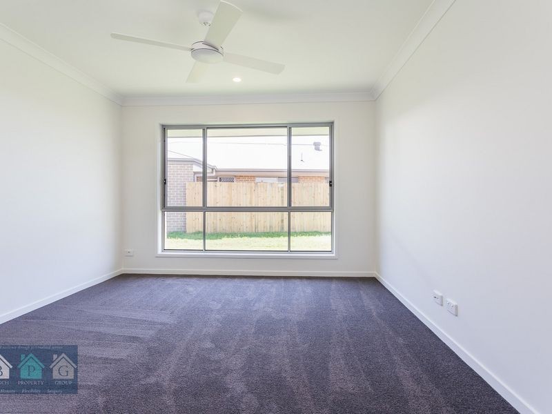 24 Seabright Circuit, Jacobs Well QLD 4208