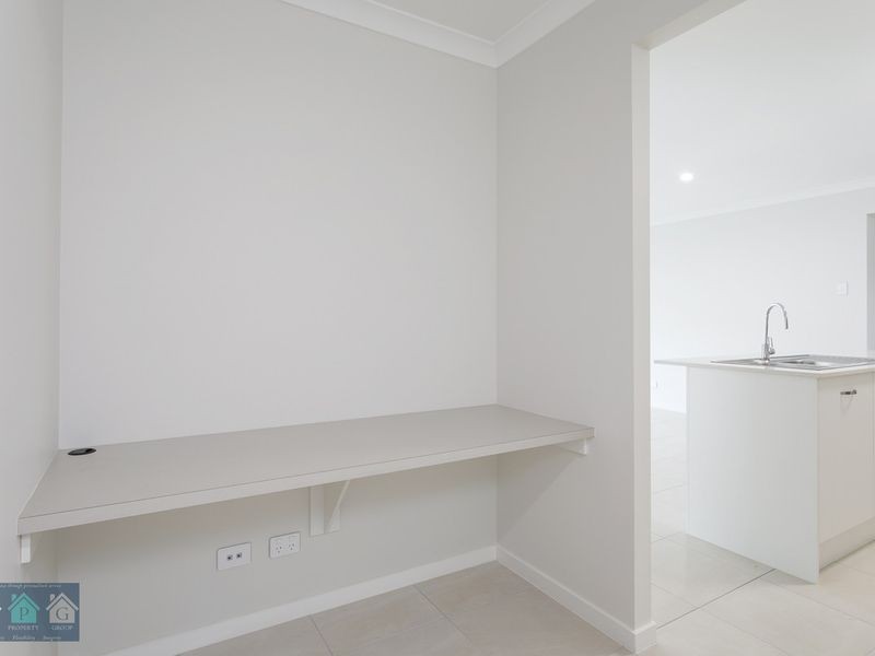 15 Dianella Crescent, Maudsland QLD 4210