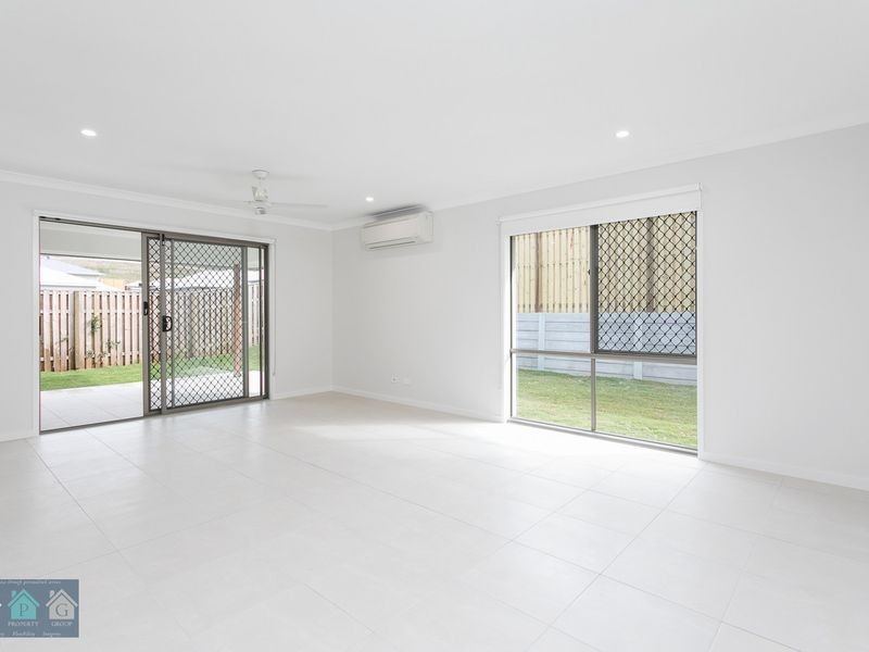 15 Dianella Crescent, Maudsland QLD 4210