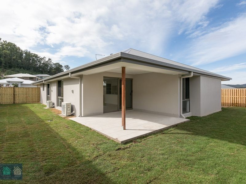 15 Dianella Crescent, Maudsland QLD 4210