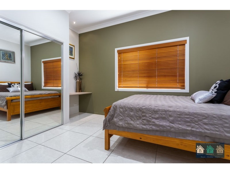 7 Windward Place, Jacobs Well QLD 4208