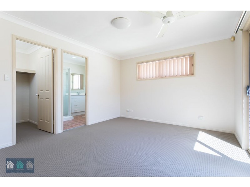 19 Tee Trees Boulevard, Arundel QLD 4214