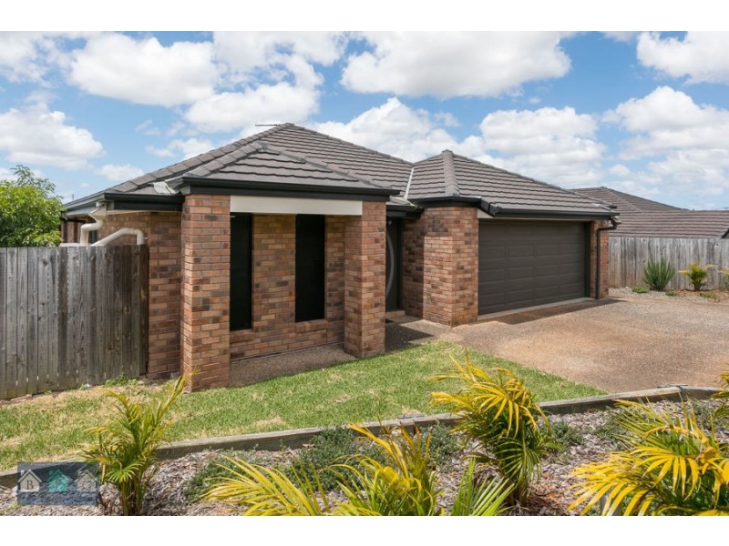 26 Paris Parade, Ormeau QLD 4208