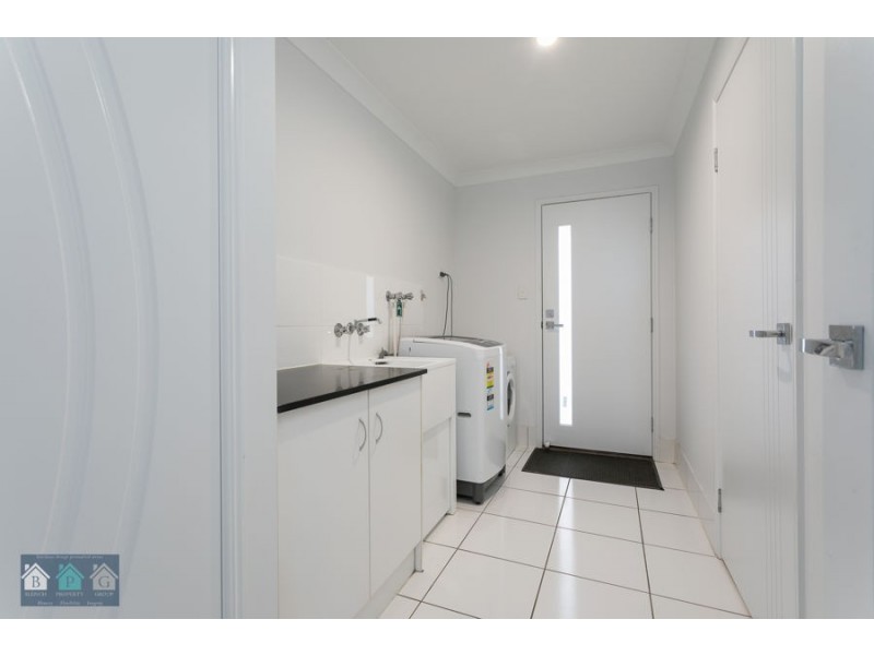 26 Paris Parade, Ormeau QLD 4208