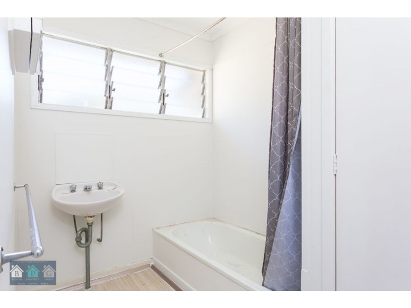 177 Jacaranda Avenue, Kingston QLD 4114