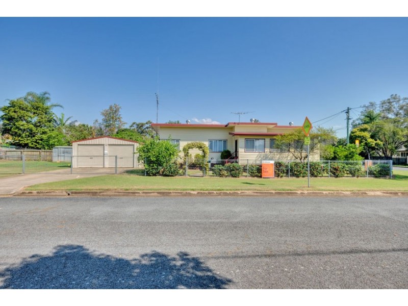 1 Watsonia Dr, Leichhardt QLD 4305