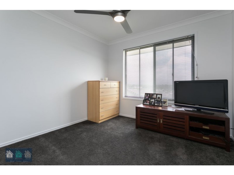 26 Paris Parade, Ormeau QLD 4208