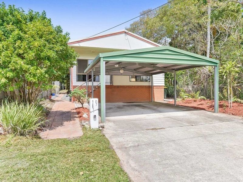 9 Mary Street, Redcliffe QLD 4020