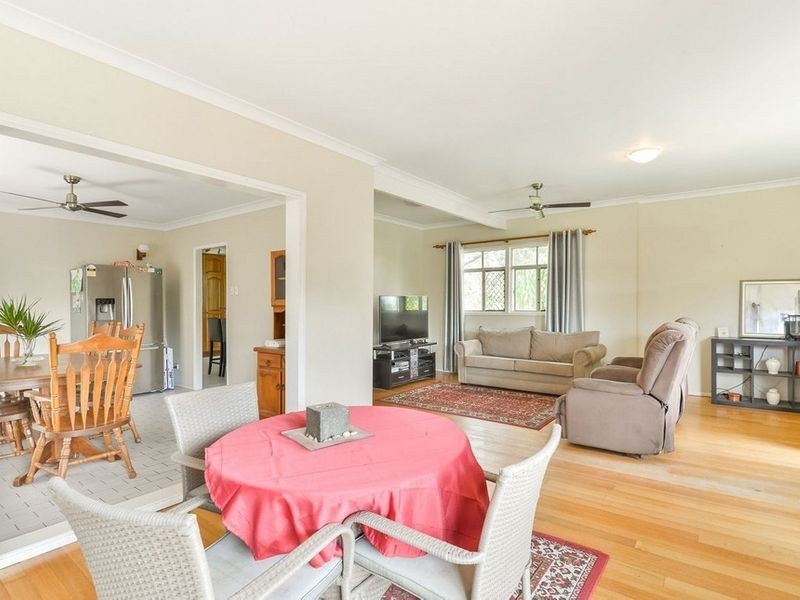 9 Mary Street, Redcliffe QLD 4020