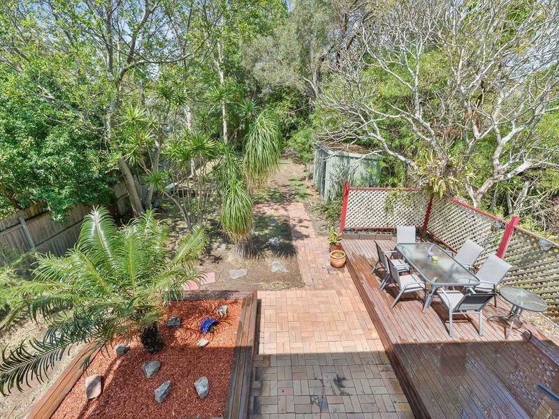 9 Mary Street, Redcliffe QLD 4020