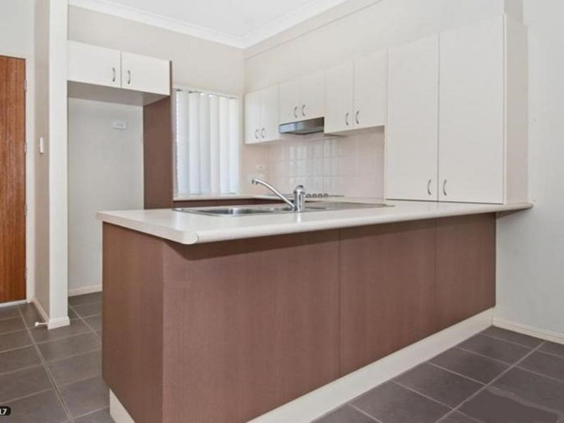 2/154-162 River Hills Road, Eagleby QLD 4207