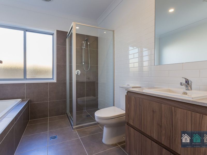 13 Meadows Boulevard, Strathpine QLD 4500