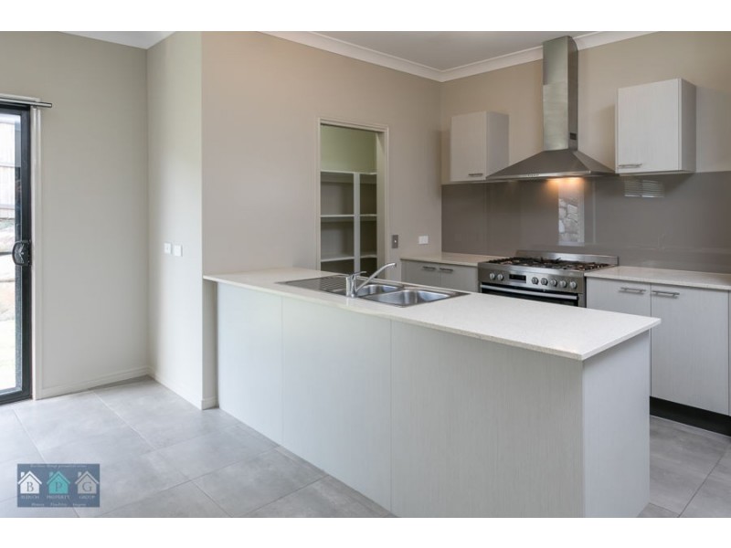 6 Yule Lane, Ormeau Hills QLD 4208