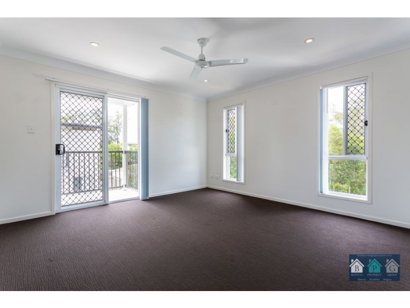 3/2 Lemur Parade, Dakabin QLD 4503