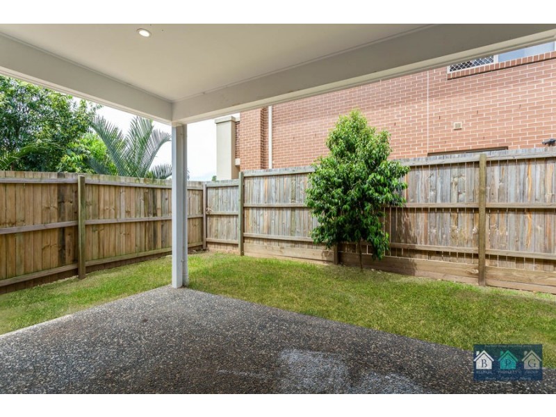 3/2 Lemur Parade, Dakabin QLD 4503