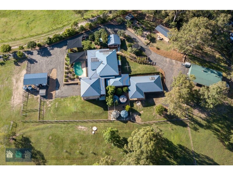 112 Halls Road, Luscombe QLD 4207