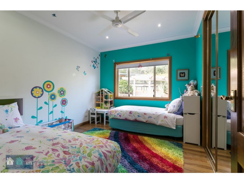 112 Halls Road, Luscombe QLD 4207
