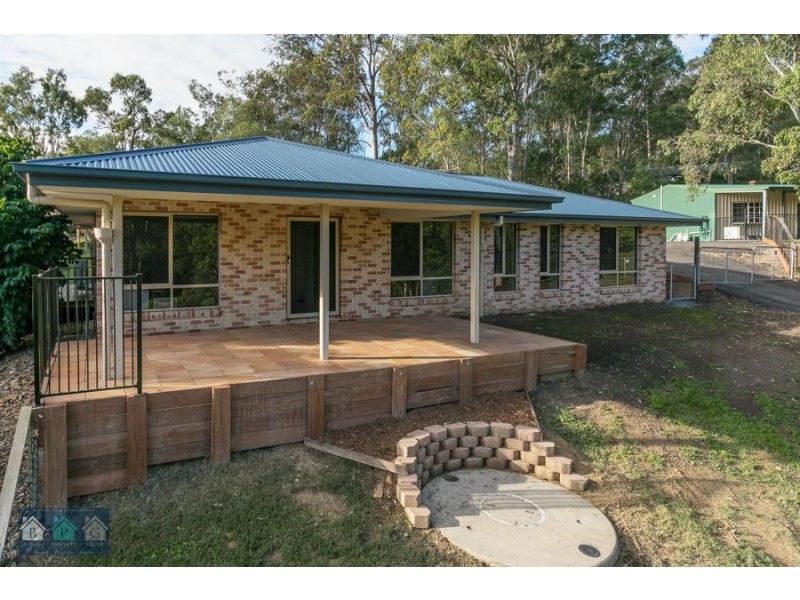 112 Halls Road, Luscombe QLD 4207